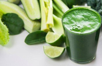 The Best Green Superfood Powder is Athletic Greens Grab Athletic Greens 3
